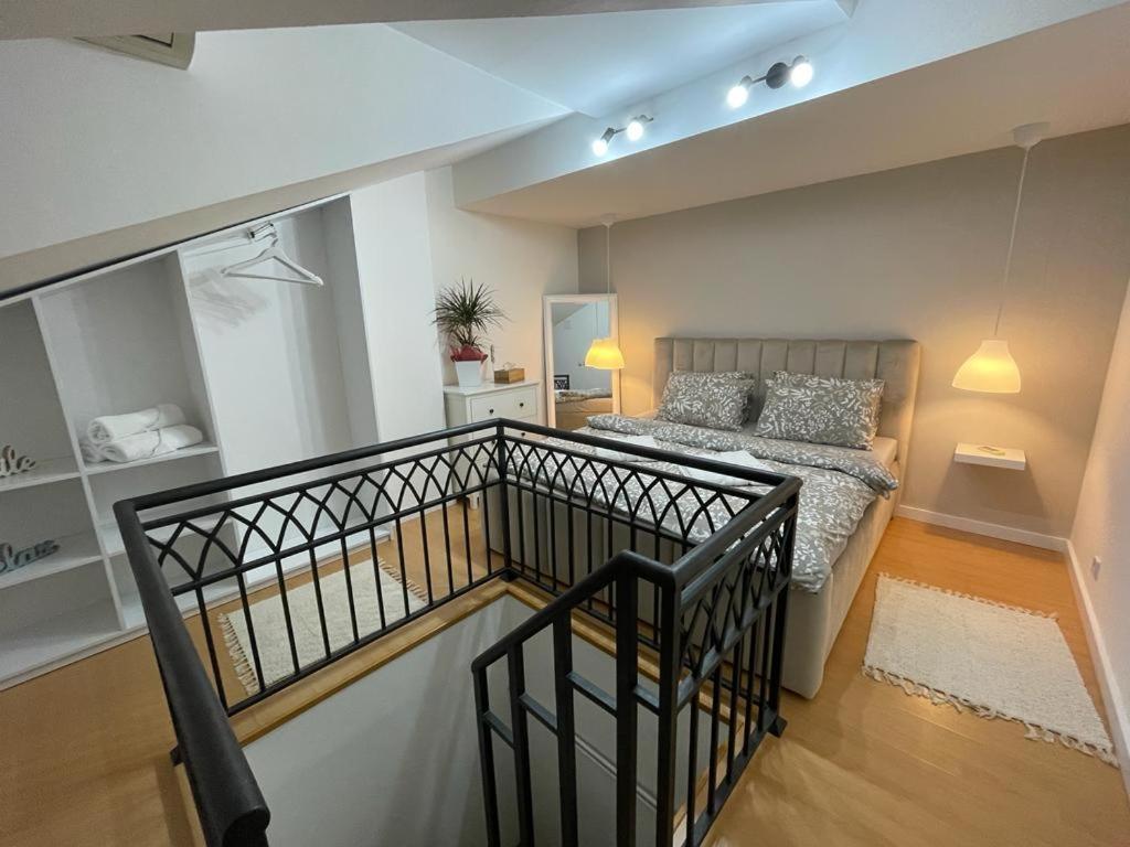 Apartman Element Kruševac Buitenkant foto