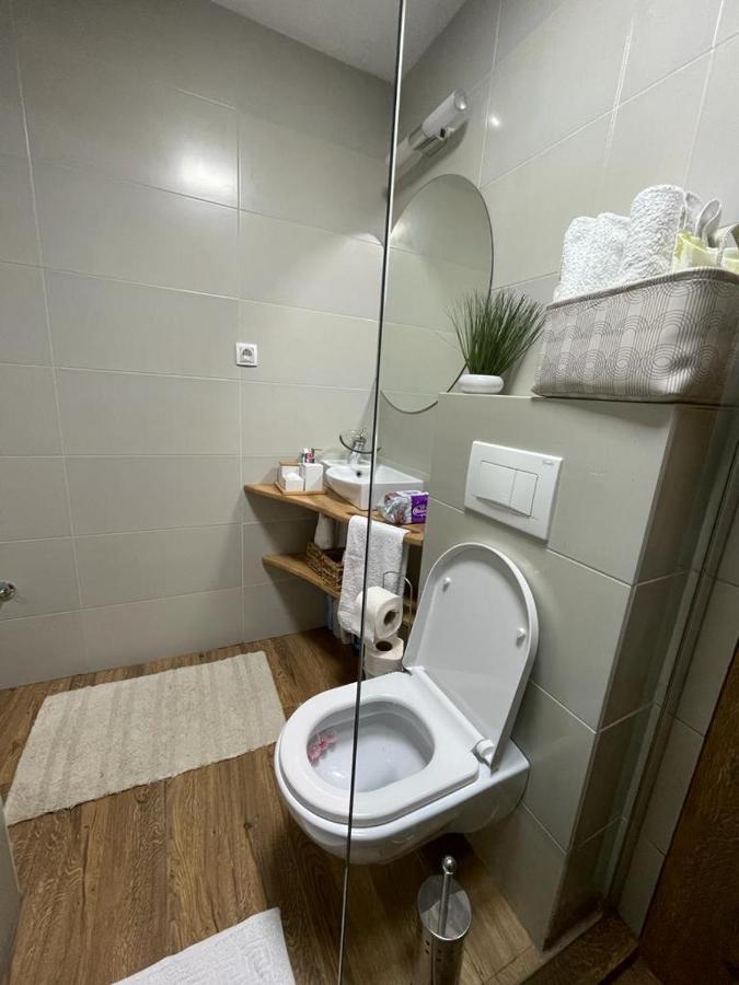 Apartman Element Kruševac Buitenkant foto