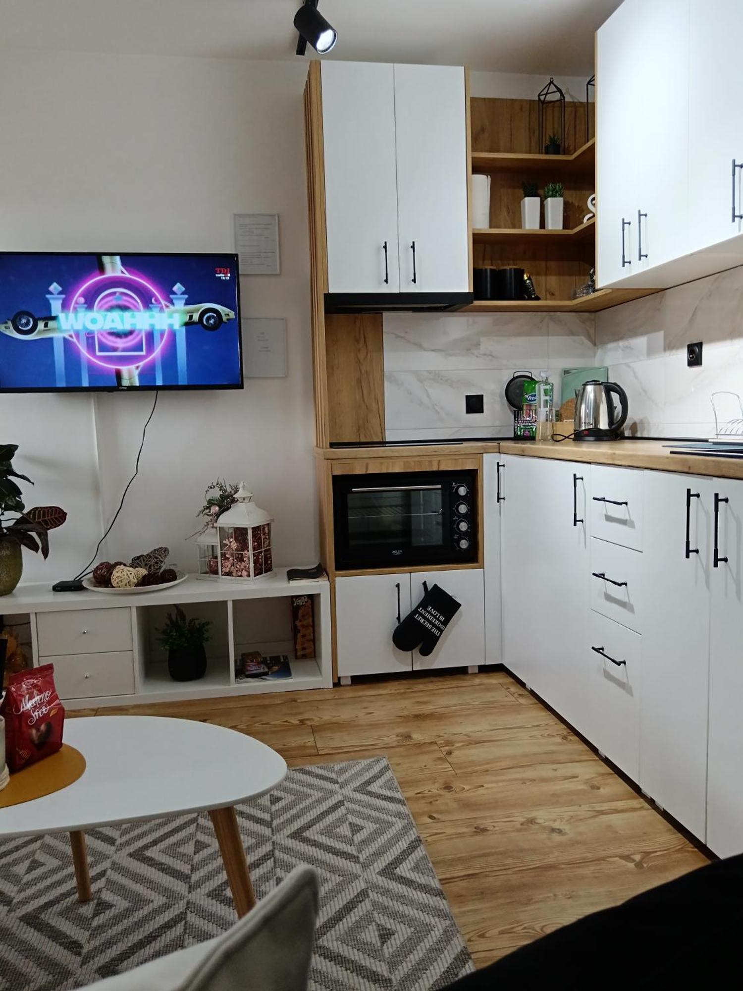 Apartman Element Kruševac Buitenkant foto